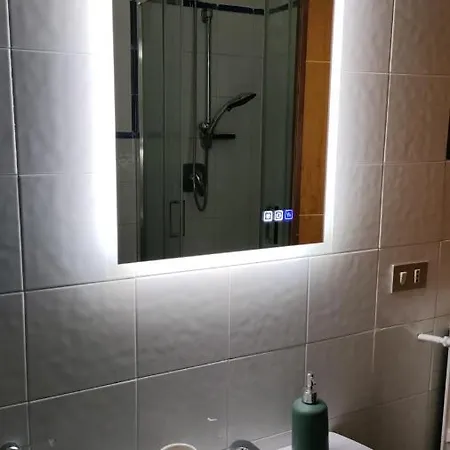 Lägenhet Piazza San Secondo-dimora Con Terrazza- Wi-fi E Ac *