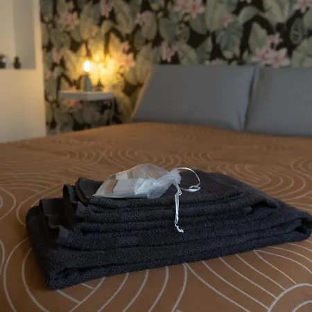 Apartman Piazza San Secondo-dimora Con Terrazza- Wi-fi E Ac