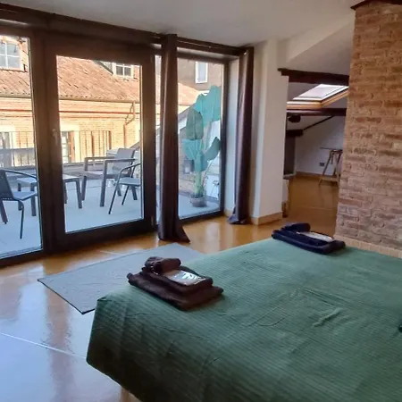 Piazza San Secondo-dimora Con Terrazza- Wi-fi E Ac Lägenhet Asti