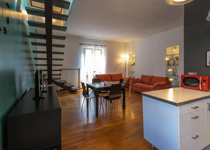 Апартаменты Piazza San Secondo-dimora Con Terrazza- Wi-fi E Ac *