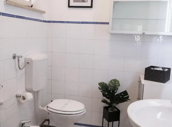 Piazza San Secondo-dimora Con Terrazza- Wi-fi E Ac