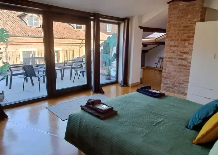 Piazza San Secondo-dimora Con Terrazza- Wi-fi E Ac Апартаменты Асти