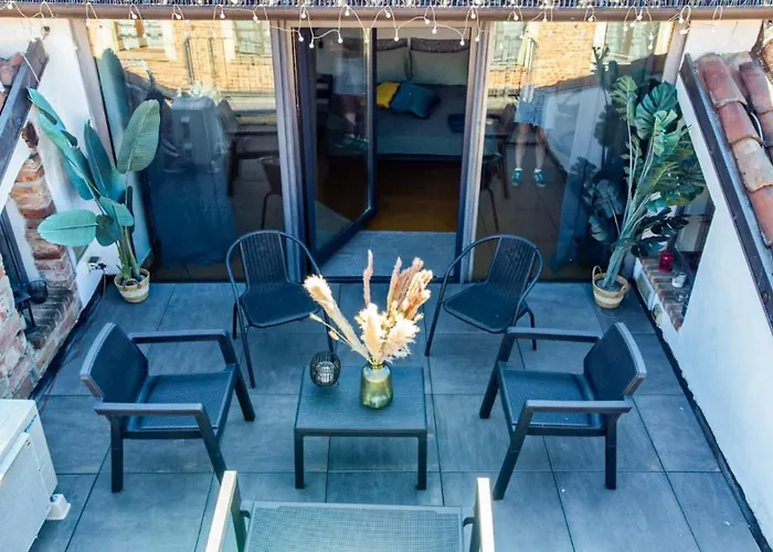 Piazza San Secondo-dimora Con Terrazza- Wi-fi E Ac Апартаменты